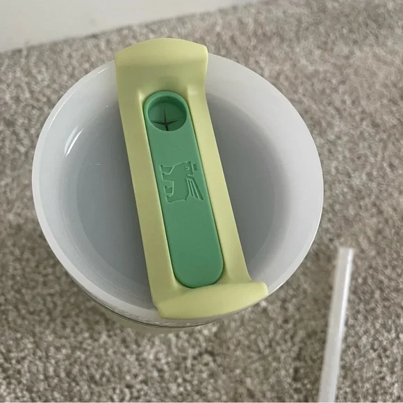 Stanley Quencher H2.0 FlowState Tumbler 14 oz Citron - Picture 9 of 15